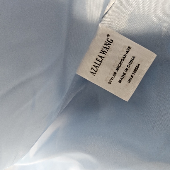 AZALEA WANG Blue Vegan Faux Fur Crop Jacket Coat Size L BRIDAL BACHELORETTE - Picture 7 of 8